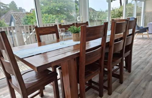 Panorama House - 400m from Sandbanks beach - Foto 3