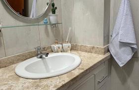 Lar da Beta Em Cabo Frio à 300m da Praia do Forte! - Foto 16