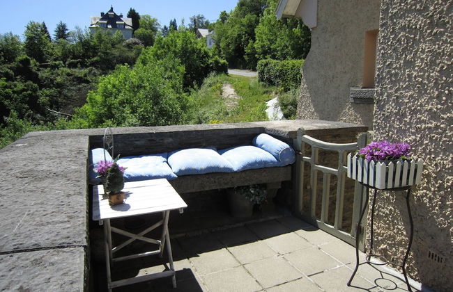 Charming House With Stunning View of the Bouillon Castle - Photo 14