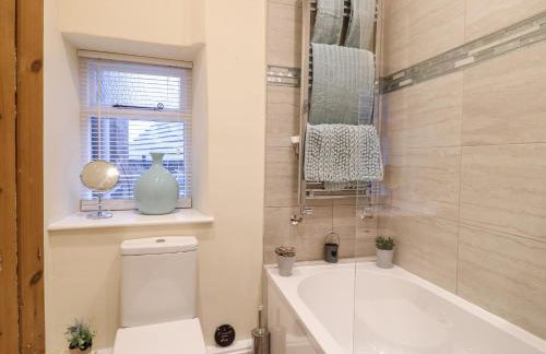 Milford Cottage - Photo 17