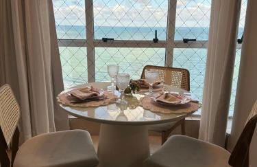 2704 Flat Beira Mar Av Boa viagem Vista Deslumbrante e com cozinha - Foto 4