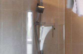 The Gables Penthouse - 15-Minute Walk to Branksome Chine Beach - Photo 26