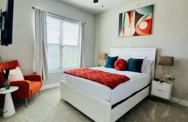 Cozy & Comfortable ! In The Heart Of Dallas - Foto 1