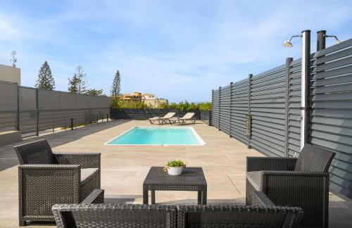 Limi Deluxe Sea View Suites - Private Pools - Foto 29