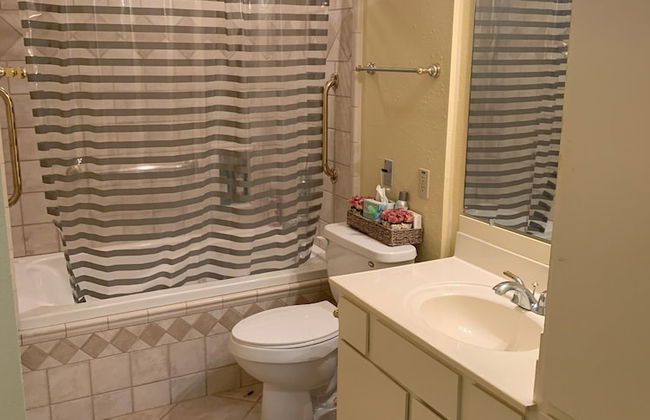 Camelot Village LLC - Foto 14