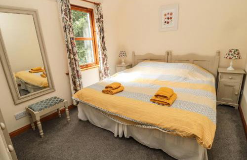 Groom's Cottage - Photo 17