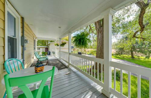 Quaint and Family-Friendly Watertown Farmhouse! - Foto 24