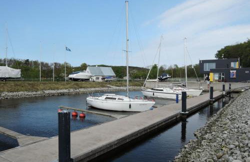 Holiday House near Emerald Lake Wapnica - Foto 19