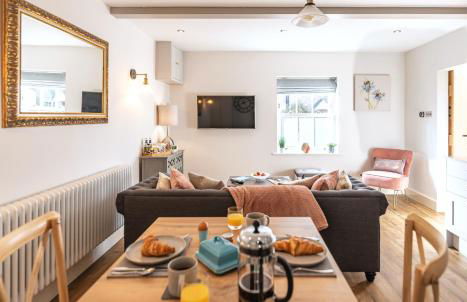 Honey Pot, Chipping Campden, parking, garden, late check-out - Photo 10