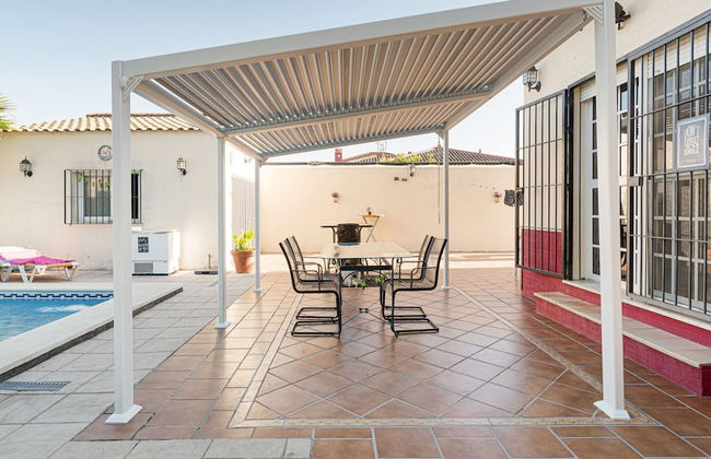 Holiday Home Near Sevilla With Pool - Photo 19