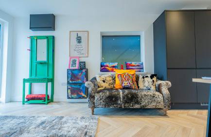 Stylish 4-Bed House in Arley - Photo 24