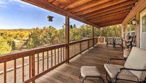 20 Mi to Taos Ski Valley Secluded Mtn-View Cabin! - Foto 1