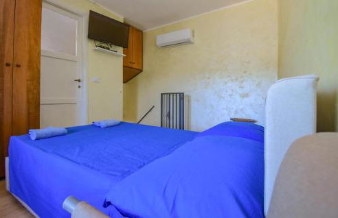 1 Bedroom Cozy Apartment In Castel Di Tora - Foto 5