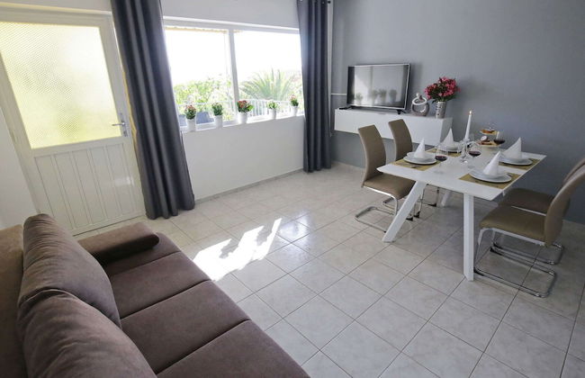 Luxury Holiday Home in Bibinje near Sea - Foto 26