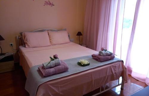 Peramos Apartments - Photo 4