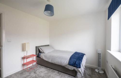 Cosy 3 Bed Near Beaches, Cardiff & Brecon Beacons - Foto 8