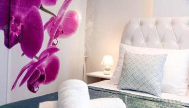 Orchid Apartments - Photo 3