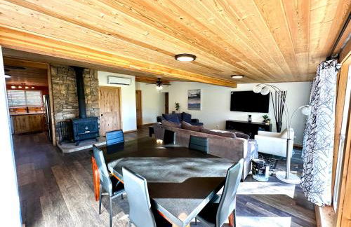 Cozy Cabin on Hiking Trailhead & Elk Preserve - Foto 6