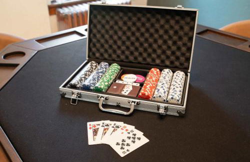 Noble Crest Cozy Apartment for Poker Nights - Foto 28