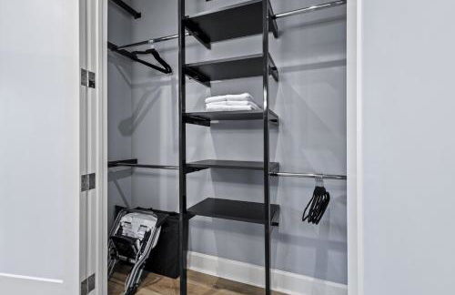 Trendy 1BR w 10ft Ceilings FREE Parking Pet Friendly - Foto 35