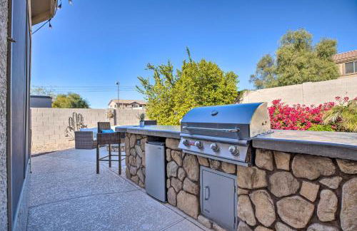 Close to Hikes! Snowbird Oasis with Pool in Estrella - Foto 21