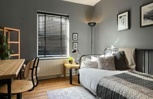 Townhouse in trendy suburb of Hoole - Photo 6