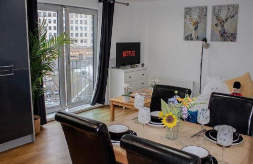 Luxury Penthouse Balcony Flat - 5 Min to Canary Wharf - Prime Long Stays - Foto 7