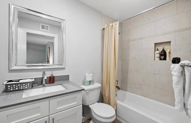 Stylish 1BR Near UT Highland Evonify - Foto 37