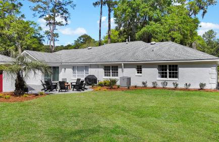 NEW! The White House, with 2 King Ensuites close to Parris Island and Downtown - Foto 50