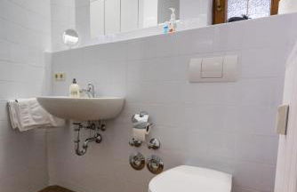 Burg Satzvey - Photo 14