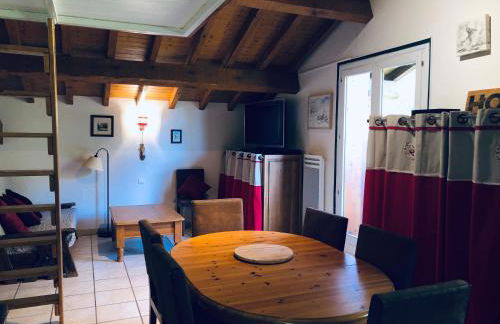 Chalet Rivière du Bon Nant Location de 6 à 14 personnes en Haute Savoie - Foto 12