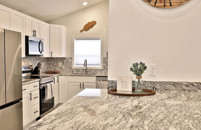 Rutland's Hidden Gem: 2 Br/1ba Renovated Home Close To Everything 2 Bedroom Home - Foto 8