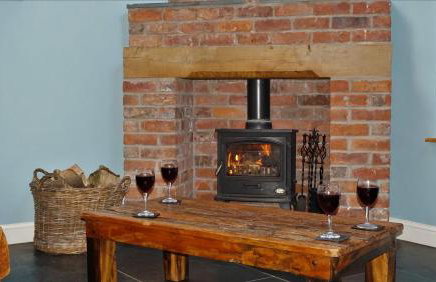 Sheep Dip Cottage - 5* Cyfie Farm, with log burner and private hot tub - Foto 4