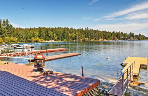 Newport Cabin with Lakefront Private Porch and Grill! - Foto 1