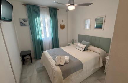 Laguna Beach Haven, WIFI, swimming pools, beach a few steps away, shops - Photo 10