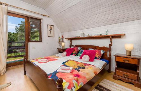 Nice Home In Krivi Put With Wifi - Foto 5