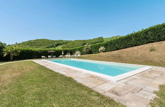 Villa in Piandimeleto With Pool & Sauna - Foto 28