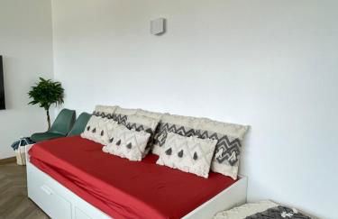 PARIS PANTIN Magnifique Appartement 4 pièces de 108m2 avec 2 PARKING intérieur - très cosy pour 1 à 12 personnes - Entièrement refait à neuf ENTIRE APARTMENT LUXURIOUS AND WARM - PANTIN PARIS 19 ème FREE WIFI GRATUIT - Foto 32