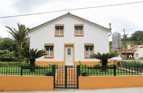 Echoes of Nature - Photo 1