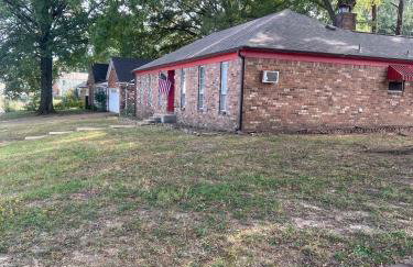 Tulip Tree Cottage - Foto 1