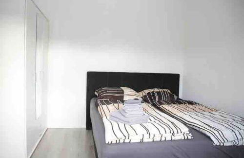 Wunderschöne und moderne Ferienwohnung mit Garten - Photo 16