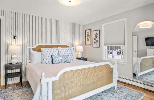 NEW Coastal Retreat w Ocean Views Rooftop Deck - Photo 2