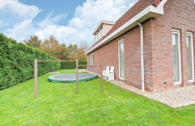 Captivating Holiday Home in Zeewolde near Forest - Foto 34