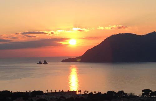 Bas de villa jardin plein sud proche mer clim-Wifi - Foto 13