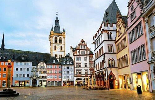 Trier-Ferienwohnung mit 2 Schlafzimmern, 2 Bäder, moderne Küche, 2 Badezimmer, Laube- zentral in Trier - Foto 5