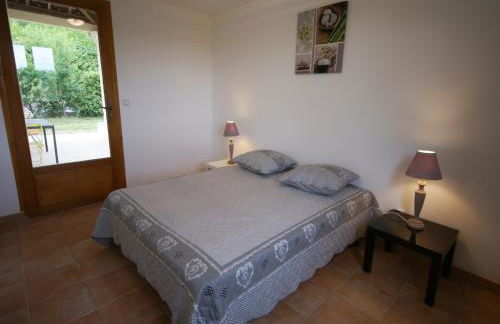 Captivating Holiday Home in Les Vans With Pool - Foto 30