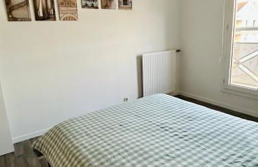 Jolie chambre 3minutes de la Gare RER A - Foto 10