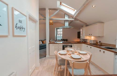 Bridge Apartment - Photo 25