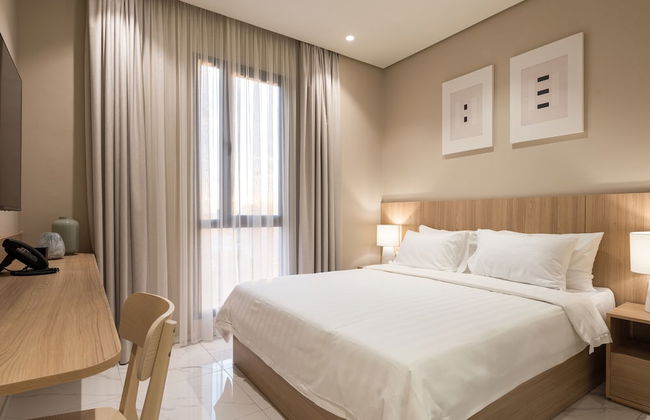 THE CODE RESIDENCE - Photo 2