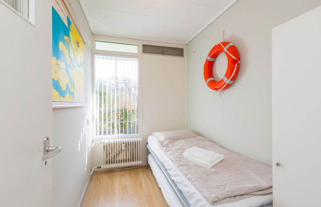 Attractive Apartment Near Vlissingen Beach - Photo 8